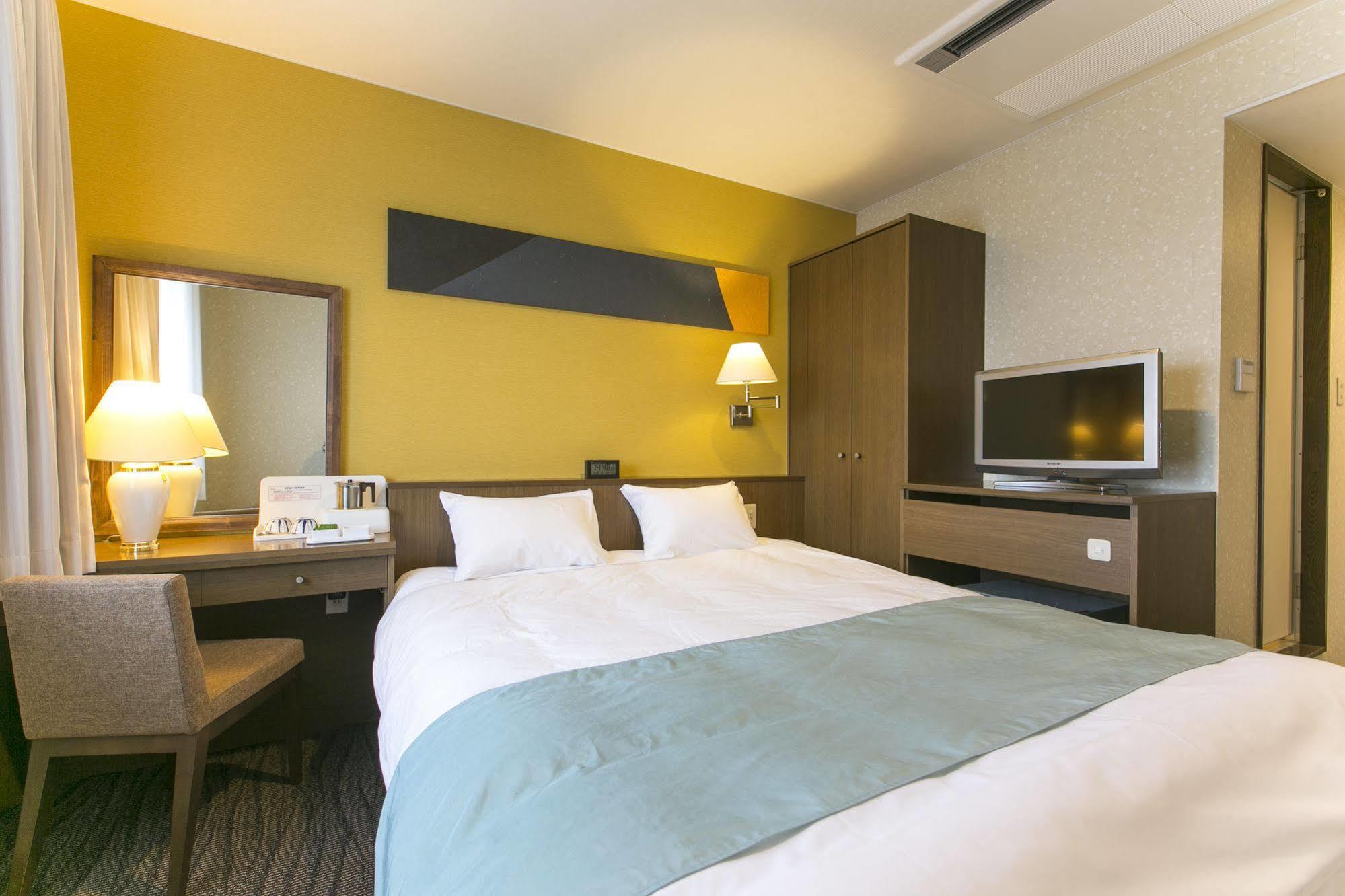 Fujisan Station Hotel Fujiyoshida Esterno foto