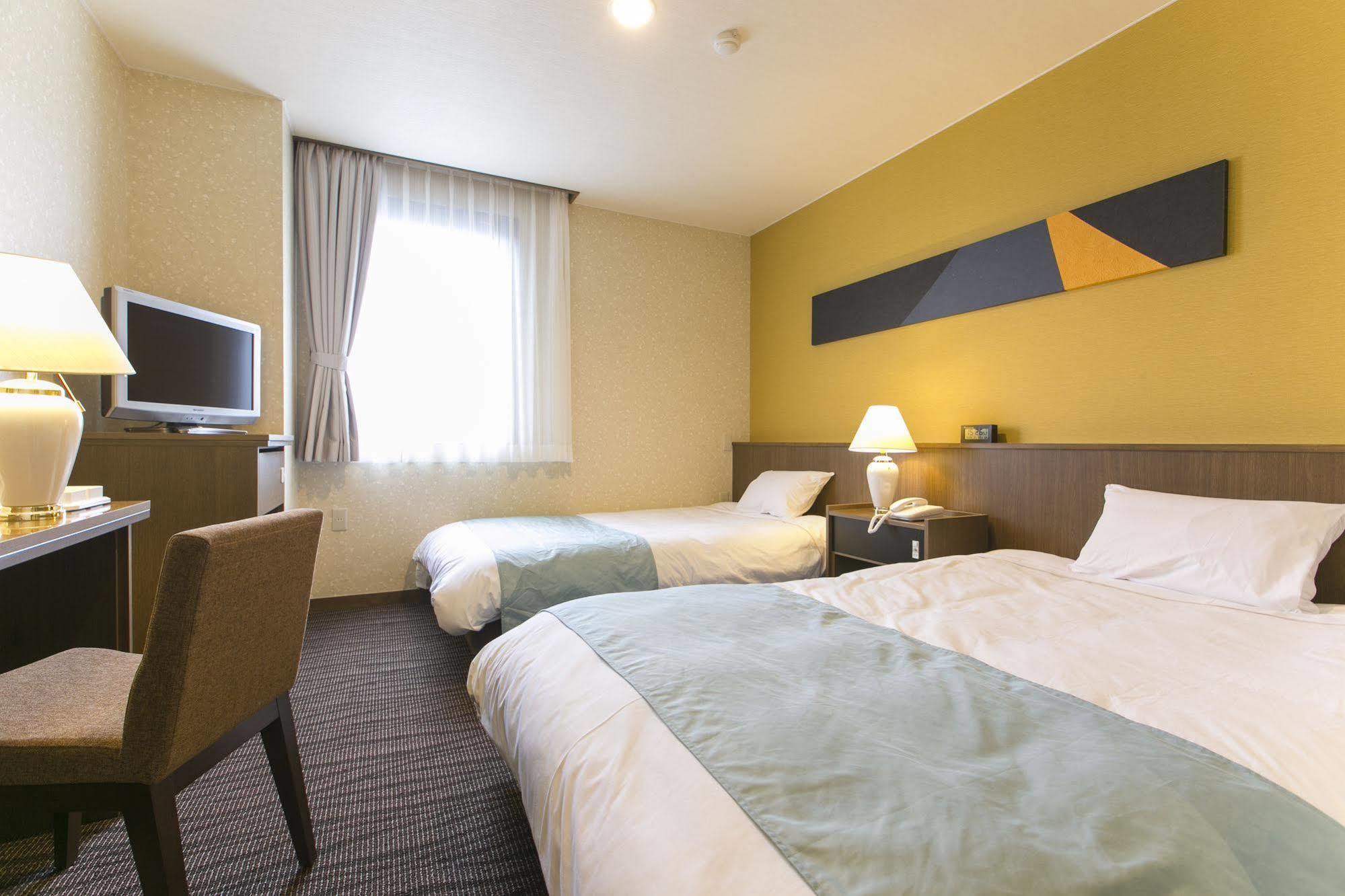 Fujisan Station Hotel Fujiyoshida Esterno foto